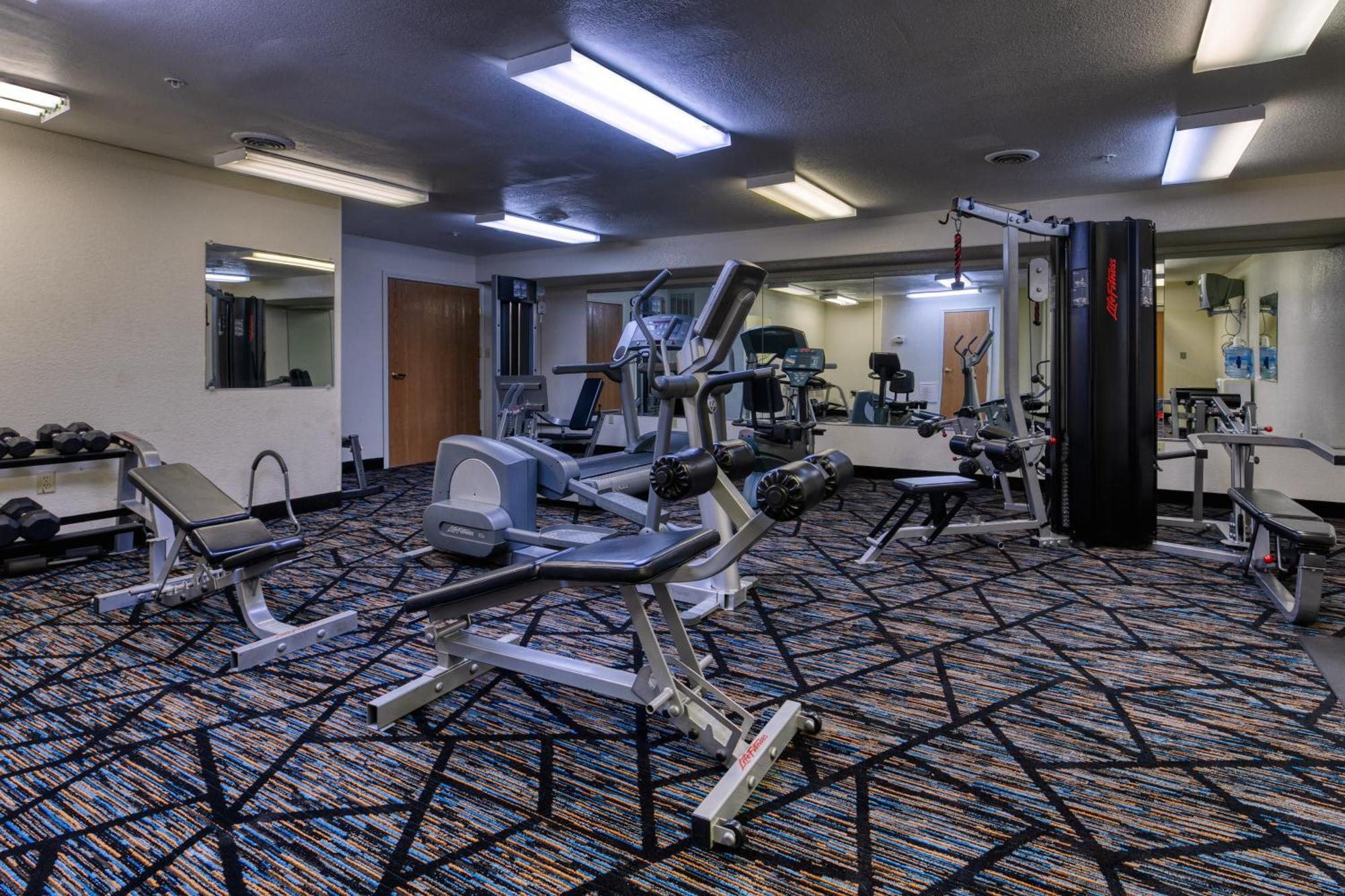 All Towne Suites Saint Robert Esterno foto